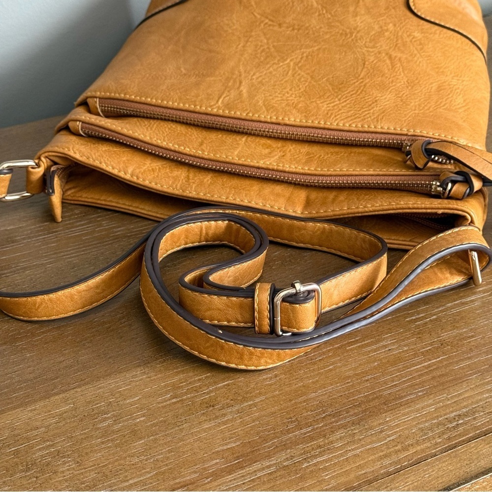 Tan Shoulder Crossbody Bag - Picture 5 of 11